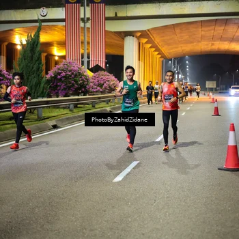 Runner Photo 6347972