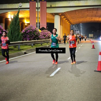 Runner Photo 6347995