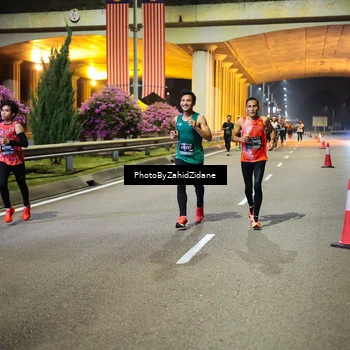 Runner Photo 6347996