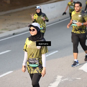 Runner Photo 6347998