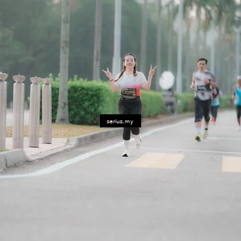 Runner Photo 6348002