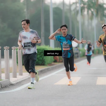 Runner Photo 6348100