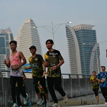 Runner Photo 6348226