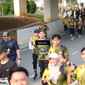 Runner Photo 6348256