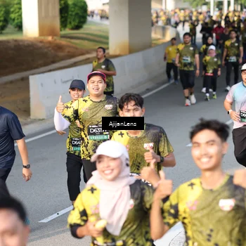 Runner Photo 6348291