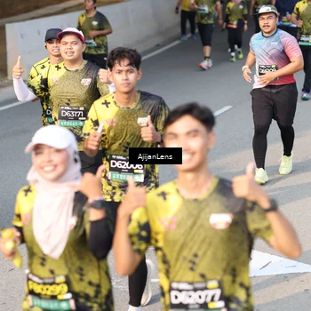 Runner Photo 6348300