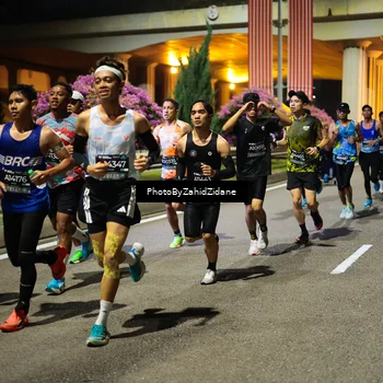 Runner Photo 6348359