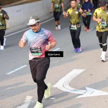 Runner Photo 6348373