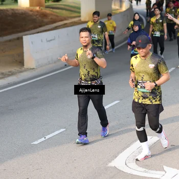 Runner Photo 6348402
