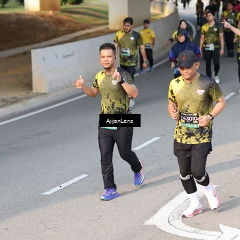 Runner Photo 6348403
