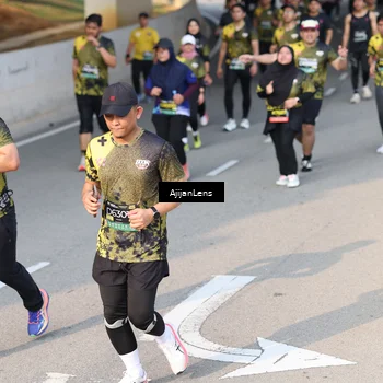 Runner Photo 6348469