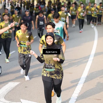 Runner Photo 6348579