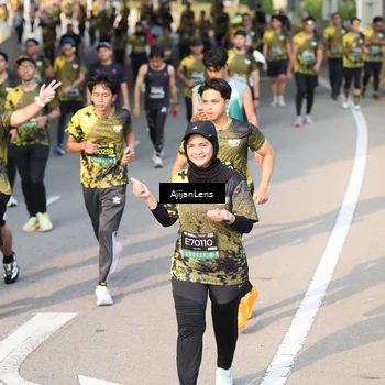 Runner Photo 6348620