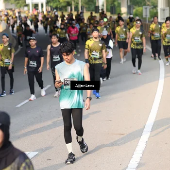 Runner Photo 6348663