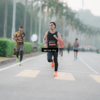 Runner Photo 6348735