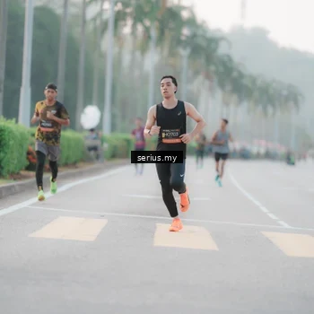 Runner Photo 6348742