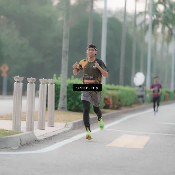Runner Photo 6348757