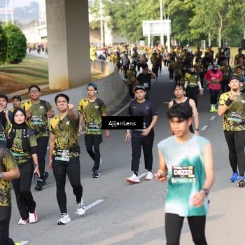 Runner Photo 6348775