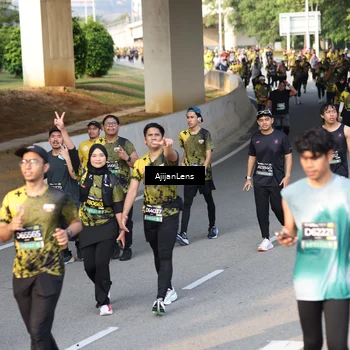 Runner Photo 6348790