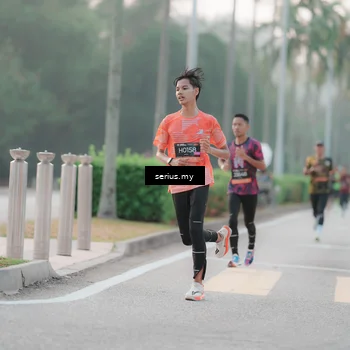 Runner Photo 6348794