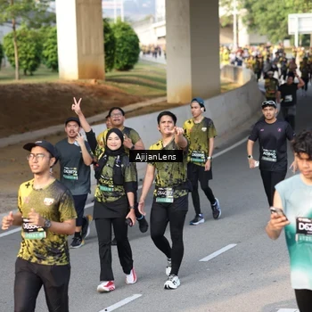 Runner Photo 6348824