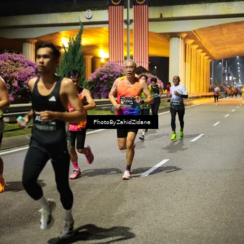 Runner Photo 6348929