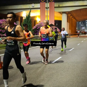 Runner Photo 6348958