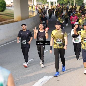 Runner Photo 6349012