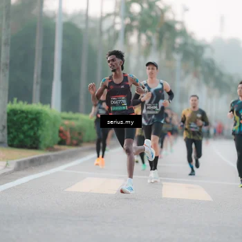 Runner Photo 6349015