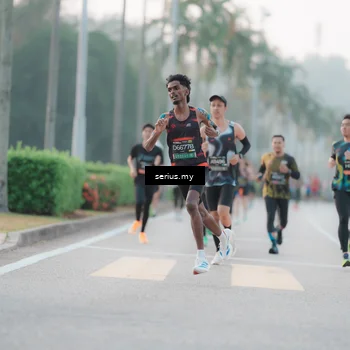 Runner Photo 6349017