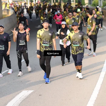 Runner Photo 6349021