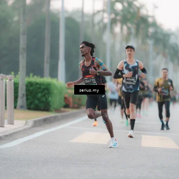 Runner Photo 6349023