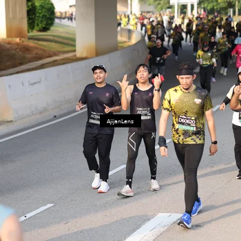 Runner Photo 6349059