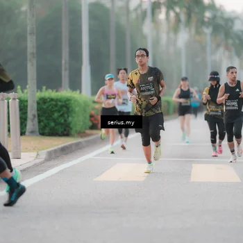 Runner Photo 6349071