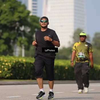 Runner Photo 6349211