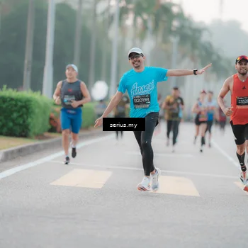 Runner Photo 6349291