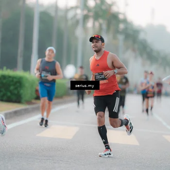 Runner Photo 6349306