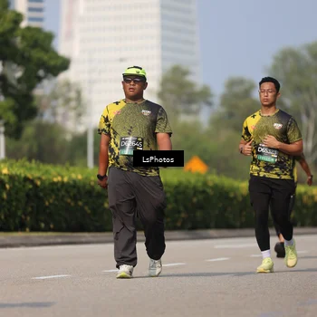 Runner Photo 6349311