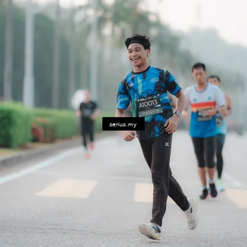 Runner Photo 6349410