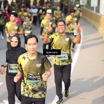 Runner Photo 6349416