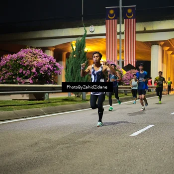 Runner Photo 6349596