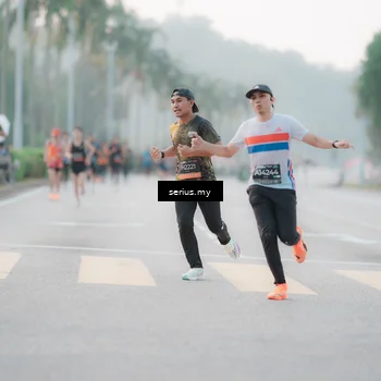 Runner Photo 6349636