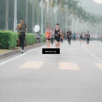 Runner Photo 6349663