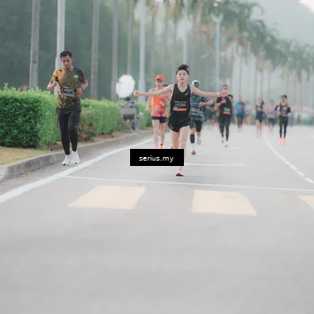 Runner Photo 6349675