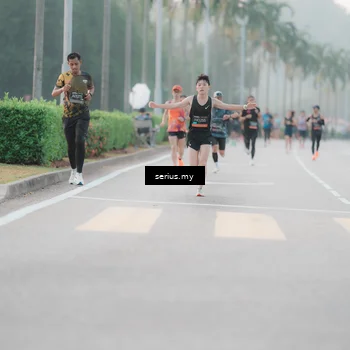 Runner Photo 6349676