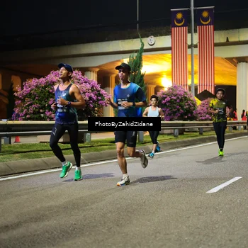 Runner Photo 6349735