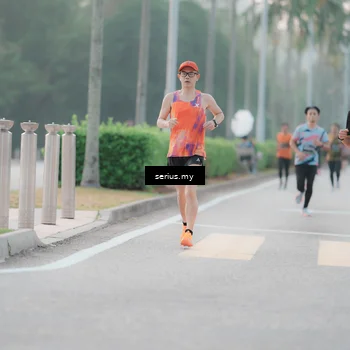 Runner Photo 6349751