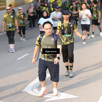 Runner Photo 6349782