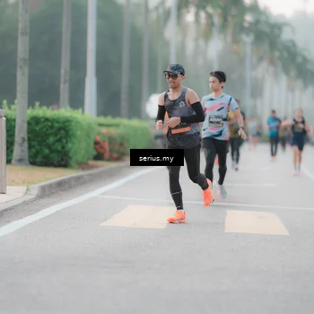 Runner Photo 6349798