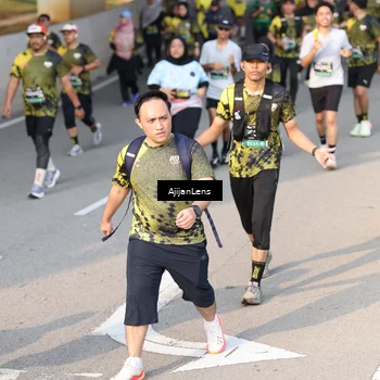 Runner Photo 6349817